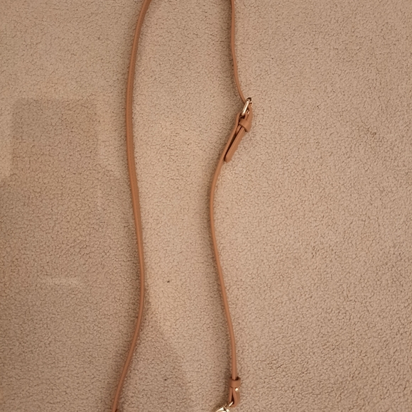 Tan crossbody adjustable strap - Picture 3 of 4